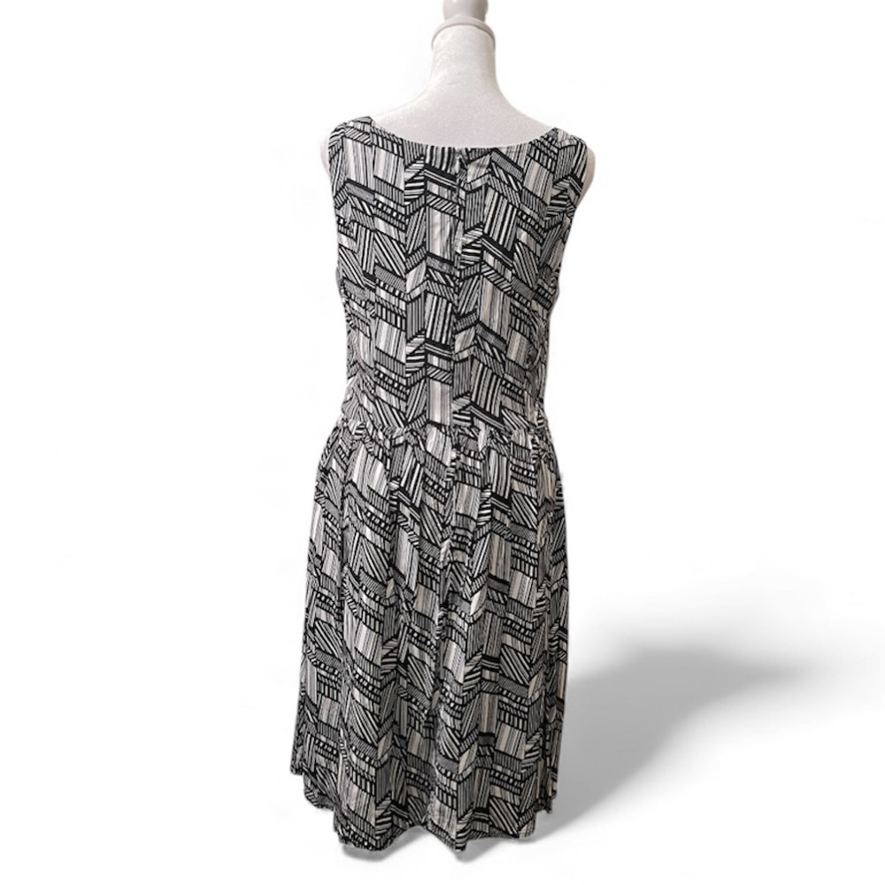 GAP Black & White Geometric Sleeveless Scoop neck Dress Sz 8 - Picture 3 of 7